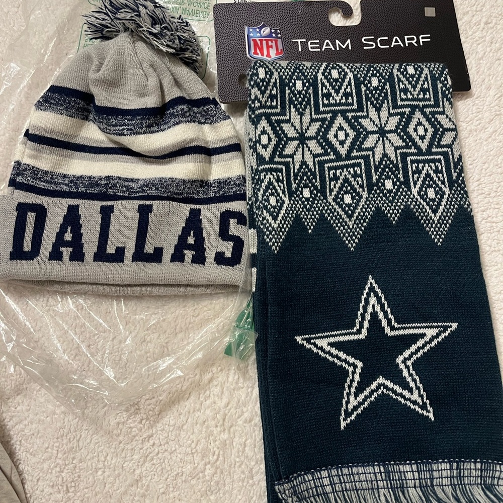 NFL Dallas Cowboys Scarf and Beanie both Brand New Men’s.